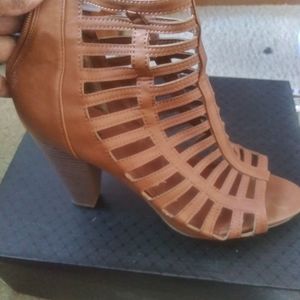 Tan Leather Strap Shoes